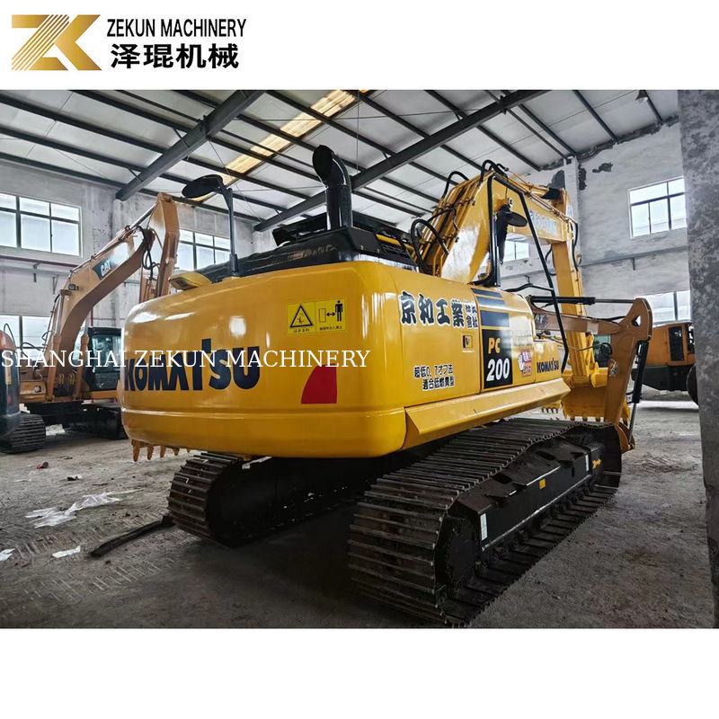 Minore orario di lavoro 2001-4000 Komatsu PC200-8 Escavatore a trasloco in buono stato