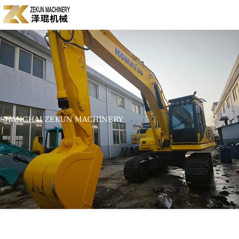 Minore orario di lavoro 2001-4000 Komatsu PC200-8 Escavatore a trasloco in buono stato