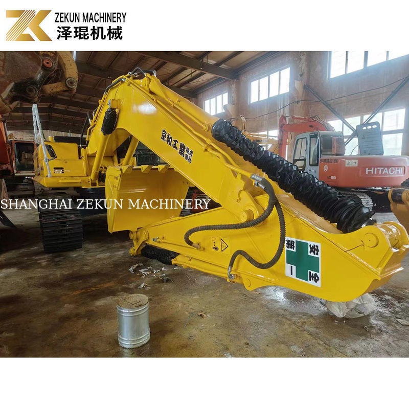 Minore orario di lavoro 2001-4000 Komatsu PC200-8 Escavatore a trasloco in buono stato