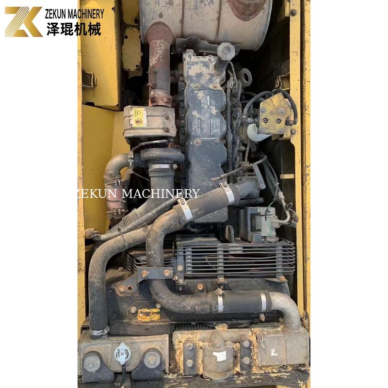Usato Komatsu 200 Escavatore In seconda mano PC200-6 Escavatore Peso operativo 20,15t
