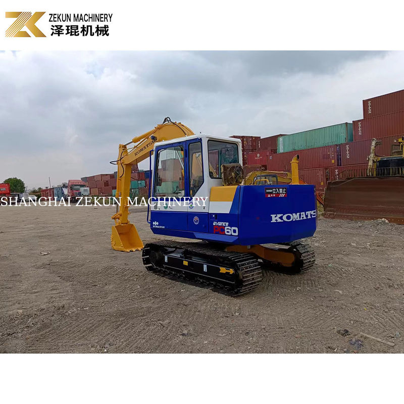 Giappone Komatsu PC60-6 escavatore a basso peso di 6 tonnellate e in buone condizioni