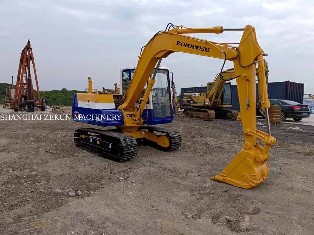 Giappone Komatsu PC60-6 escavatore a basso peso di 6 tonnellate e in buone condizioni