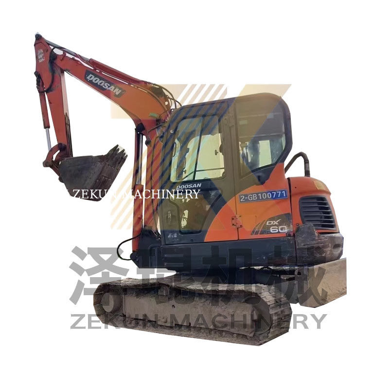 2015 Usato Doosan DH60-7 escavatore in buone condizioni buona 5500 KG peso della macchina