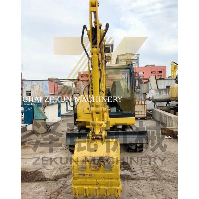 Escavatore Komatsu PC56 di seconda mano con capacità di 0.2m3 e 0-2000 ore di lavoro