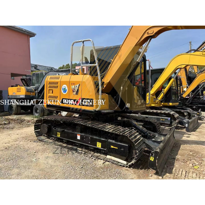Escavatore Sany 75 C Pro di seconda mano con cilindro idraulico originale e motore ISUZU