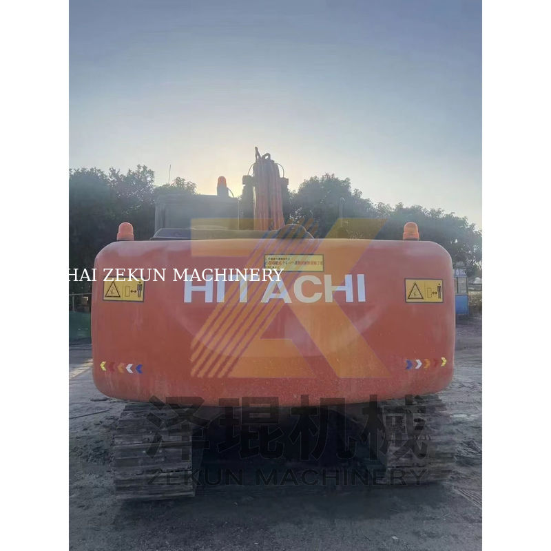 Hitachi ZX200-5G Escavatore usato dal Giappone con 20 tonnellate di peso operativo e cilindro