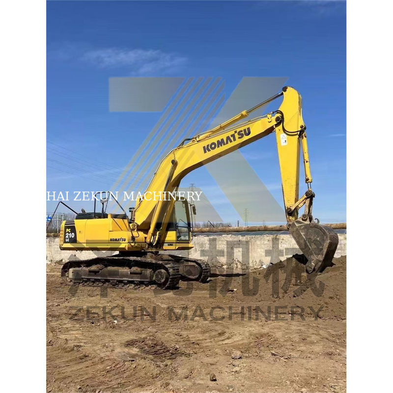 Komatsu PC210-8 PC210-8M0 Escavatore da 21 tonnellate a Shanghai con 4001-6000 ore di lavoro
