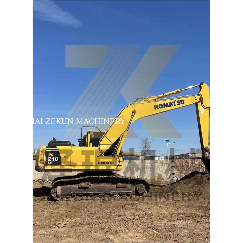 Komatsu PC210-8 PC210-8M0 Escavatore da 21 tonnellate a Shanghai con 4001-6000 ore di lavoro