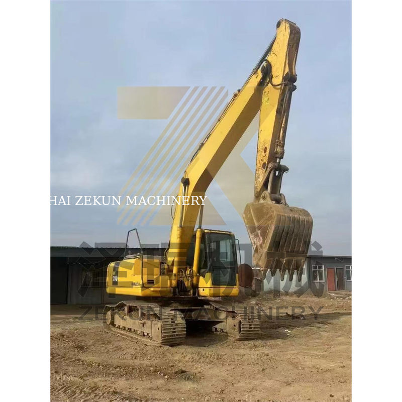 0.8m3 Capacità del secchio Usato Komatsu PC200-7 Escavatore con altro cilindro idraulico