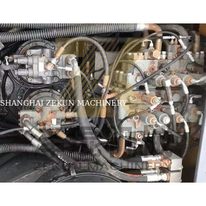 Escavatore Volvo EC480 usato con capacità di secchio di 3,3 m3 e altre valvole idrauliche