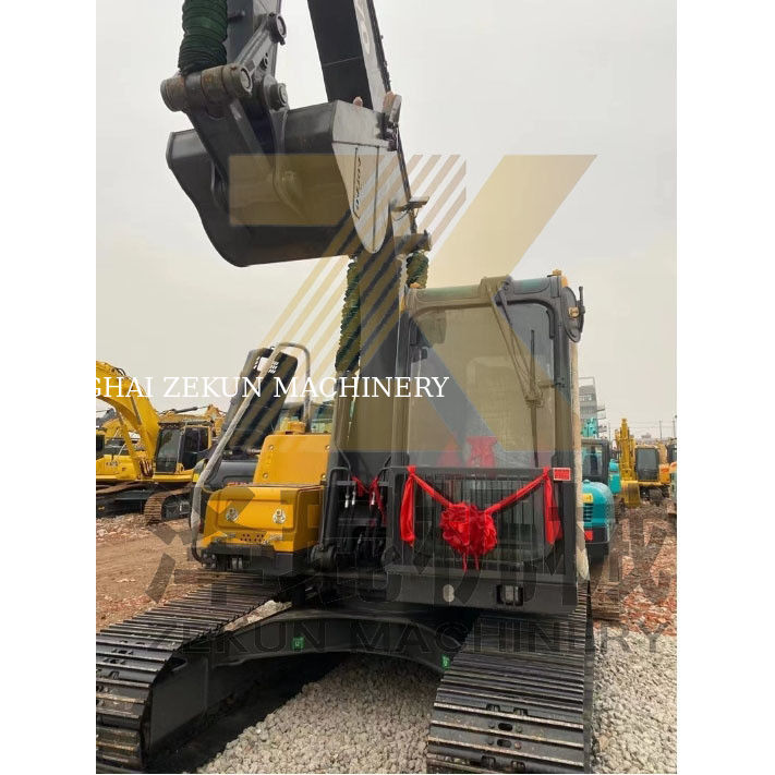 84 KW Escavatore Volvo EC140DL usato in buone condizioni