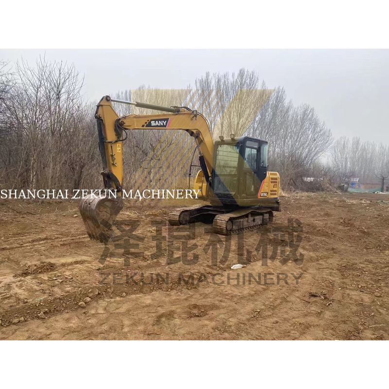 Escavatore Sany SY75C crawler usato a Shanghai con 55 KW di potenza e 7000 kg di peso