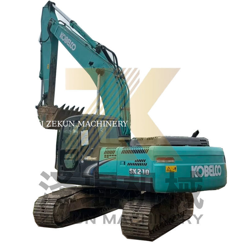 Buone condizioni usata Kobelco SK210-8 escavatore macchina 21 TON a Shanghai con 2020 HINO anno e motore