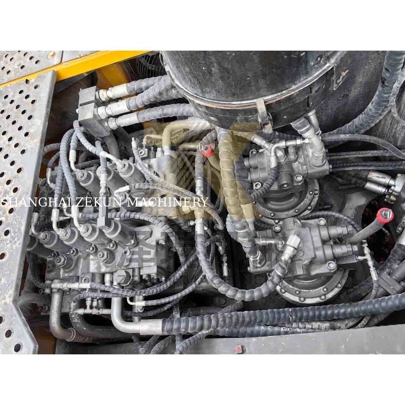Escavatore Volvo Ec480DL usato con capacità di 1.77-3.8m3 e in buone condizioni
