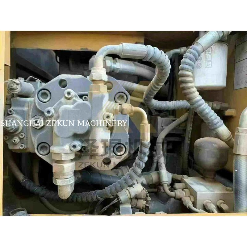 Volvo EC140DL escavatore da 14 tonnellate con scarse ore di lavoro e cilindro idraulico resistente
