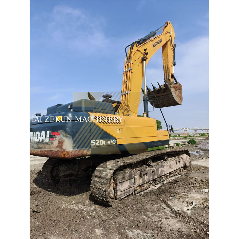 Excavator Hyundai R520 in ottime condizioni con capacità di secchi da 3M3 e potenza di 266KW in mercato caldo