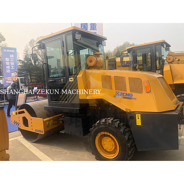 Roller XCMG XS400J 4T usato. Batteria singola.