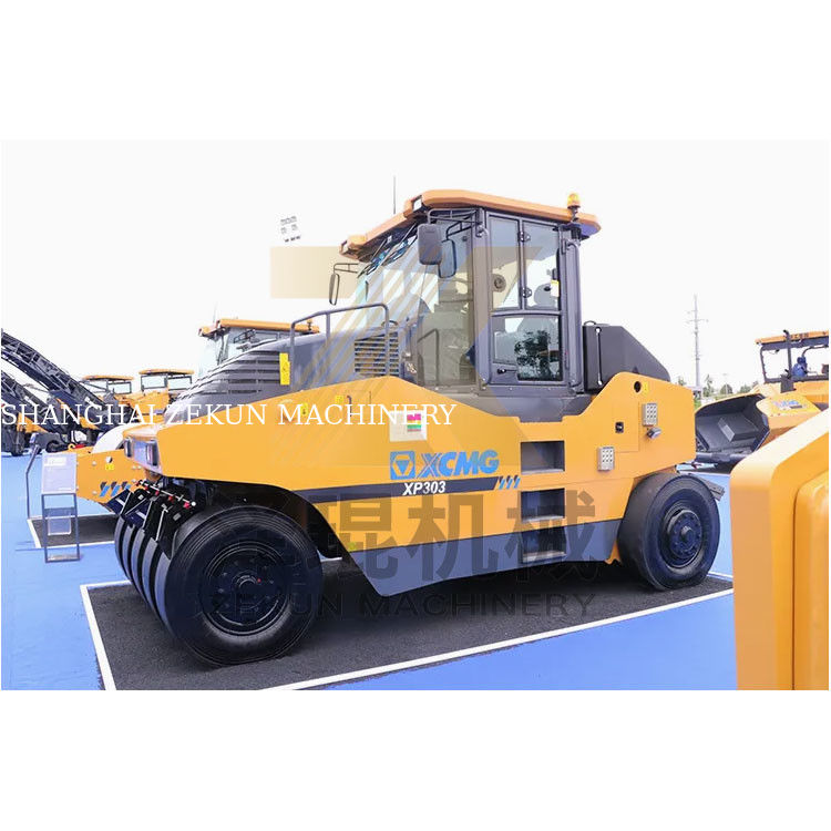 30 tonnellate di pneumatici XCMG XP303 China Stage III Road Construction Equipment