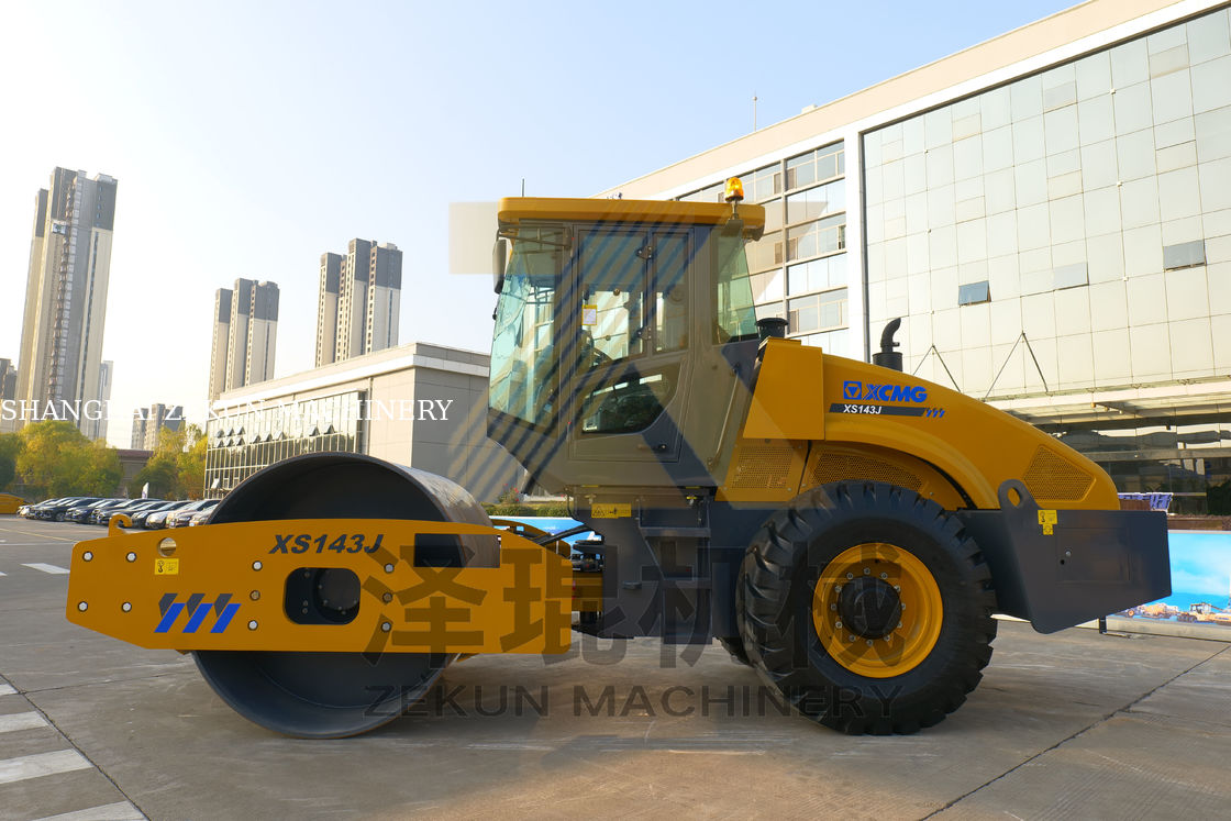 14 tonnellate XCMG XS143J single drum vibratory roller China Stage II