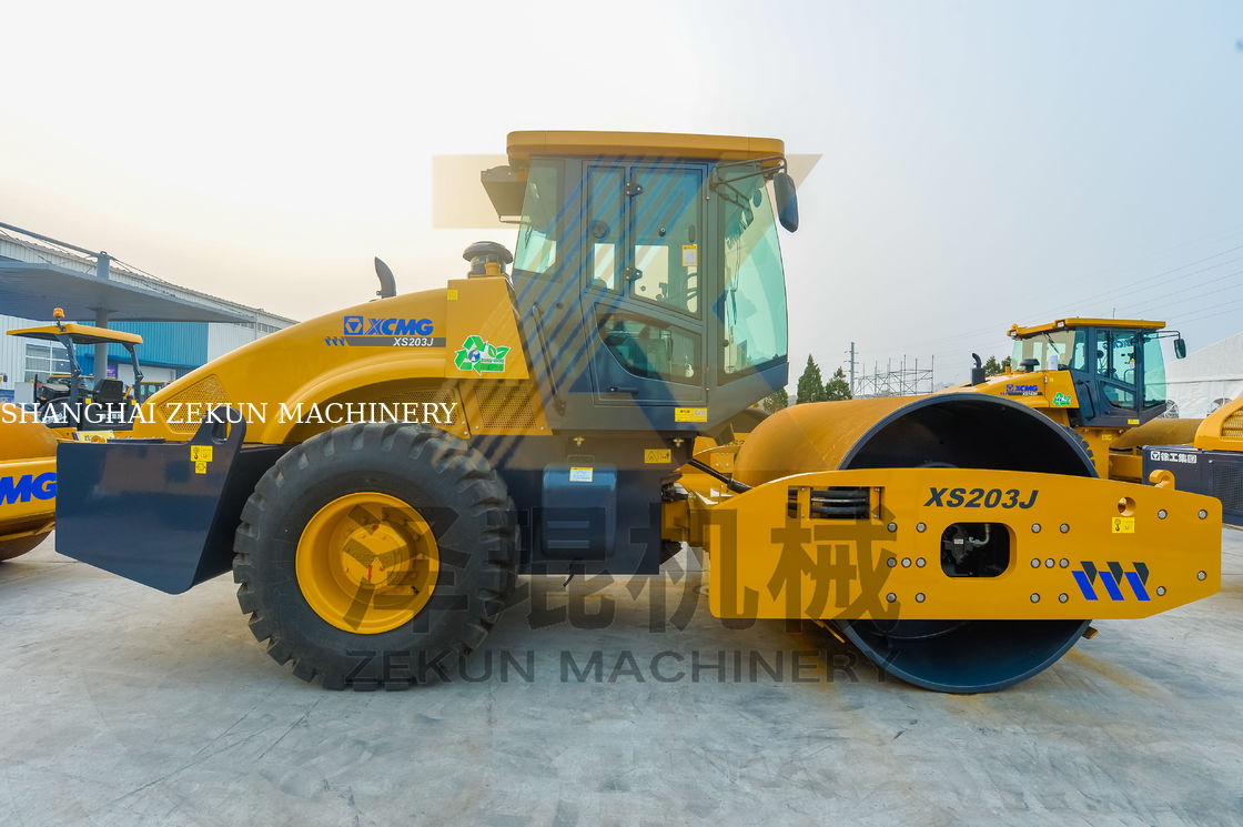 20 tonnellate XCMG XS203J single drum vibratory roller China Stage II