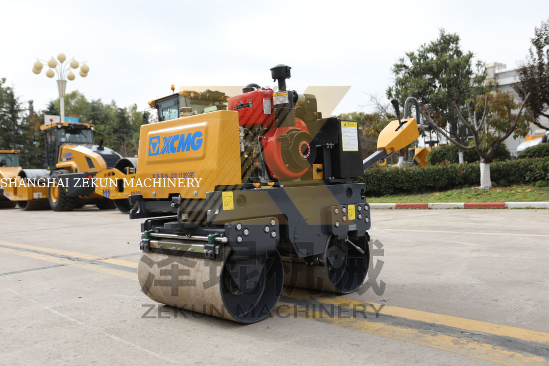 0.8ton XCMG XMR083 Rulli vibratori leggeri Cina Fase II