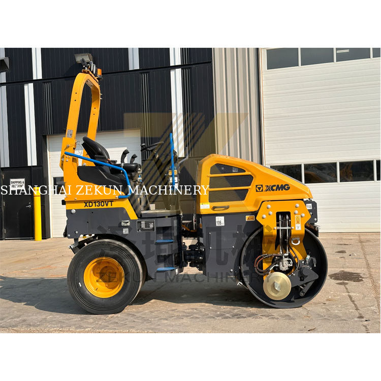 4 tonnellate XCMG XD130VT Vibratory Roller per la costruzione stradale in vendita