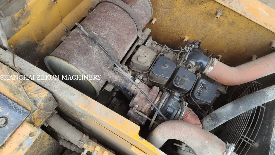 2015 Hyundai R150-9 escavatore con martello e 5.300 ore di lavoro aumentare la produttività