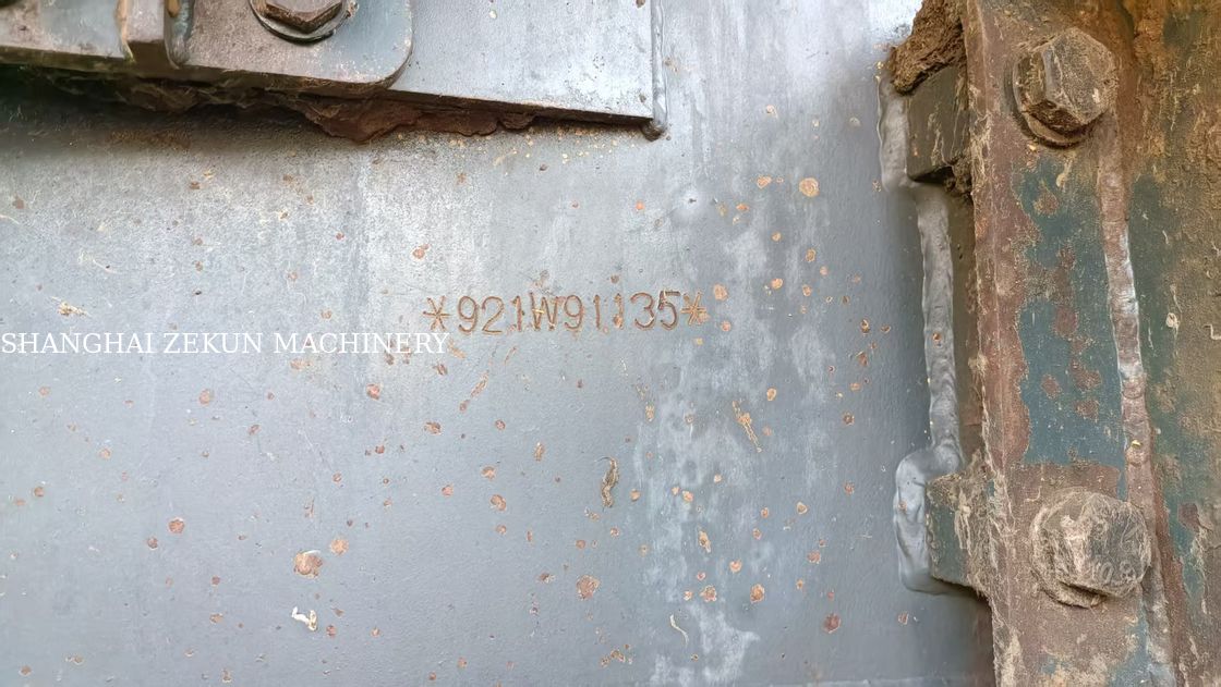 Escavatore gommato Hyundai R210W-9, capacità serbatoio carburante 330 L e valvola idraulica