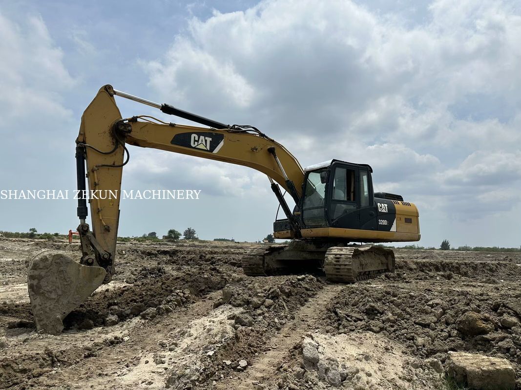 2014 CAT 320D2 Escavatore 10 812 ore e prestazioni Flusso idraulico 2 × 214 L/min Velocità di viaggio 3,5 / 5,5 Km/h