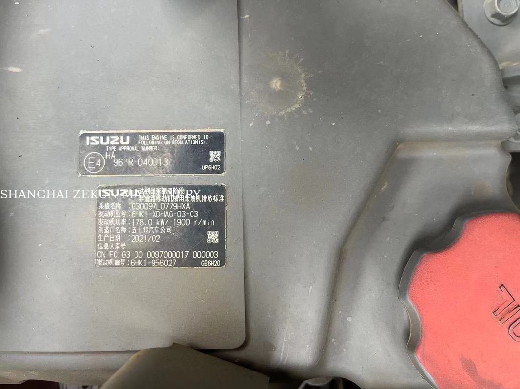 Escavatore Hitachi ZX330-5A del 2022 con 2968 ore, pressione idraulica 34.3 MPa, lunghezza braccio 6.5 M