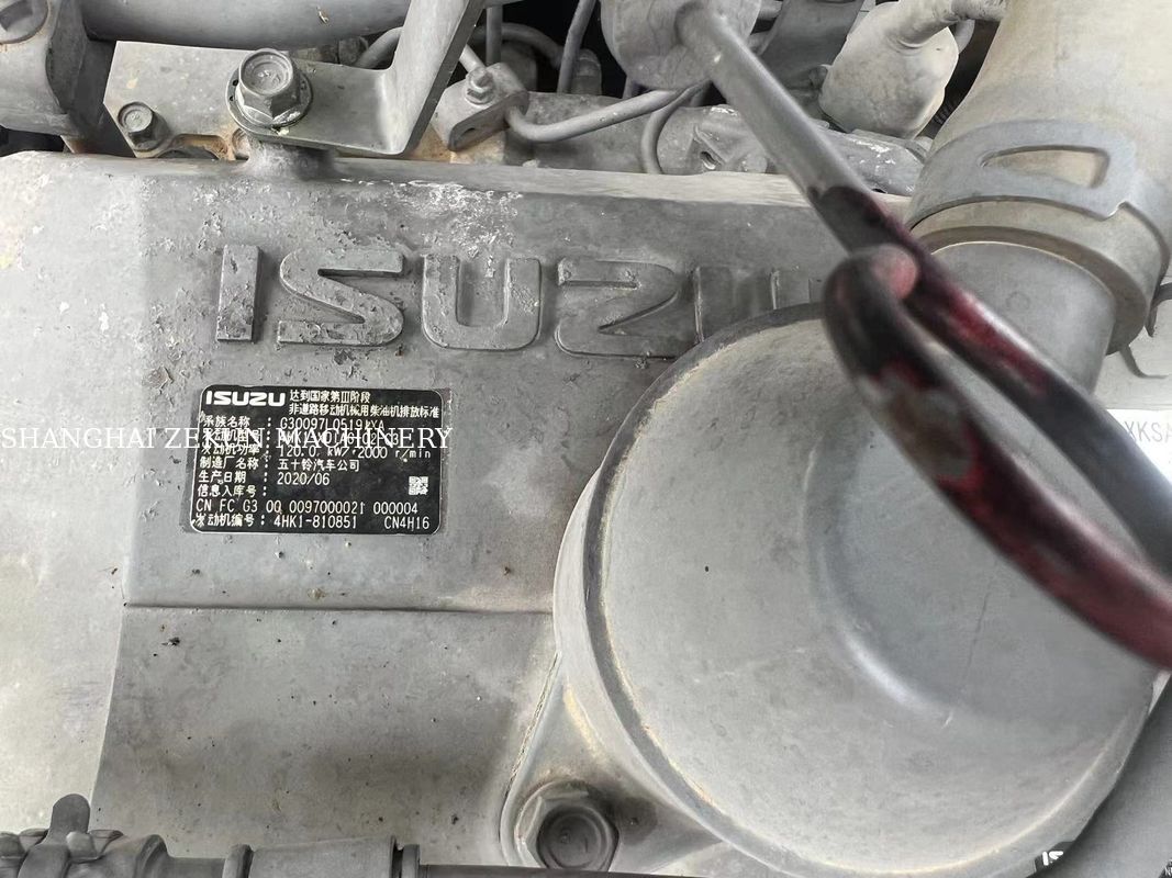 Escavatore Hitachi ZX220-5A del 2020, 6541 ore, altezza massima di scavo 630 mm, profondità massima di scavo 670 mm, per lavori pesanti