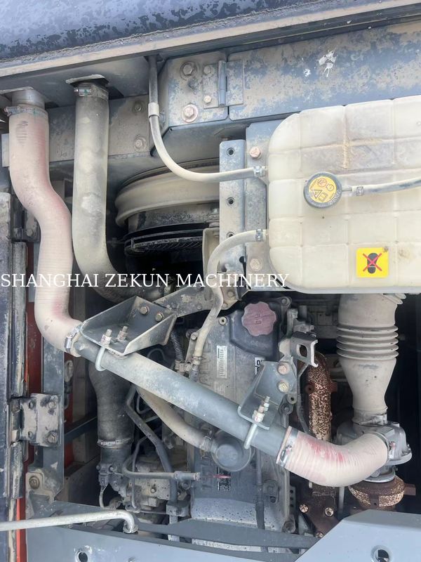 2022 Hitachi ZX200-5A Escavatore con altezza massima di scavo di 9 e velocità di oscillazione di 13,3 giri al minuto 5500 ore