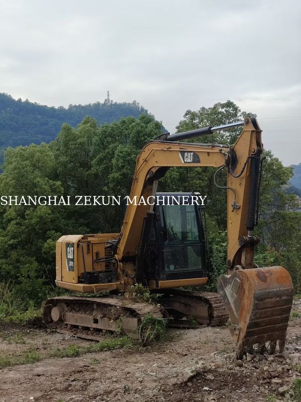 Escavatore CAT 307E2 del 2019 con sbraccio massimo a livello del suolo di 400 mm e capacità del serbatoio carburante di 135 L