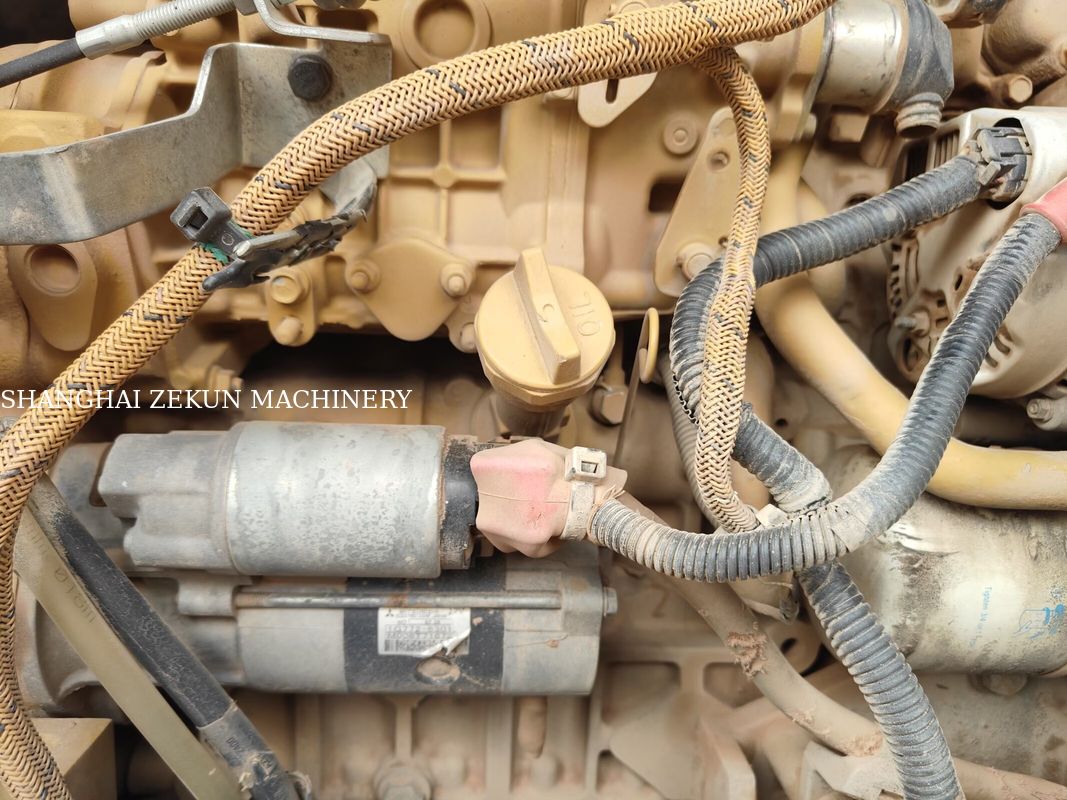 Escavatore CAT 307E2 del 2019 con sbraccio massimo a livello del suolo di 400 mm e capacità del serbatoio carburante di 135 L