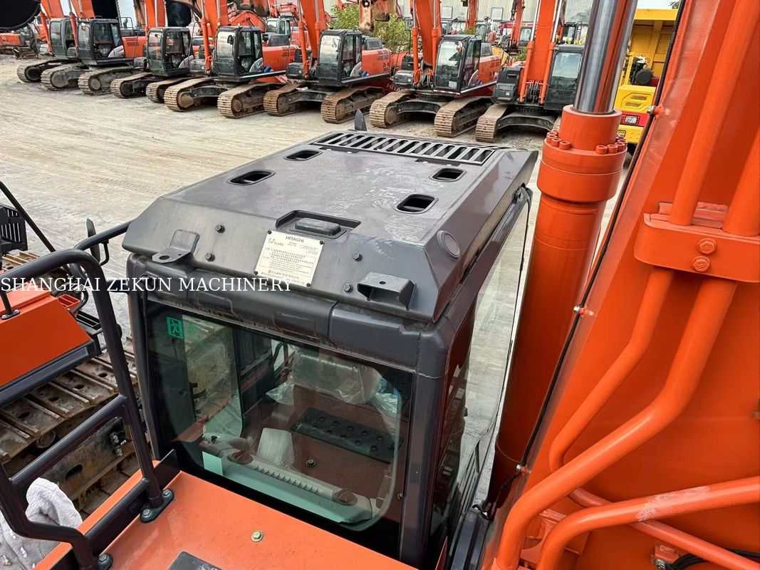 Escavatore Hitachi ZX520LCH 2024 Sbraccio massimo a livello del suolo 12 Cilindrata 15,68 L per il prossimo progetto