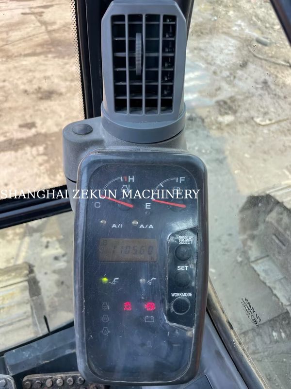 Escavatore Hitachi ZX200-3G 11056 ore Velocità di Traslazione 3.5 / 5.5 km/h