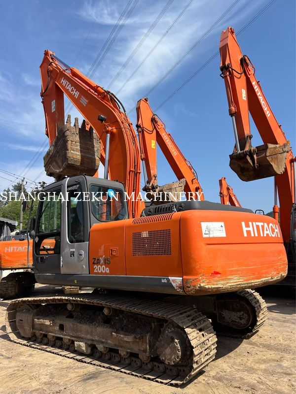 Hitachi ZX200-3G Escavatore 12081 ore Velocità di marcia 3,5 / 5,5 Km/h Caratteristiche della cabina Display multifunzione