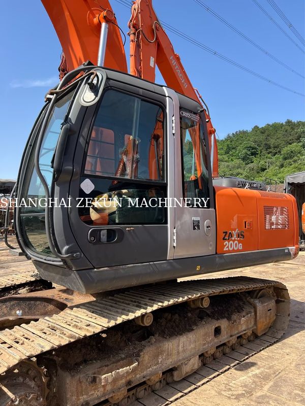 Hitachi ZX200-3G Escavatore 12081 ore Velocità di marcia 3,5 / 5,5 Km/h Caratteristiche della cabina Display multifunzione