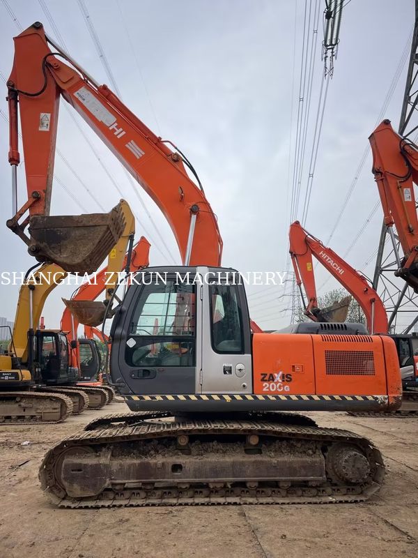 11051 ore Escavatore Hitachi ZX200-3G con capacità benna 0,8 – 1,0 M3