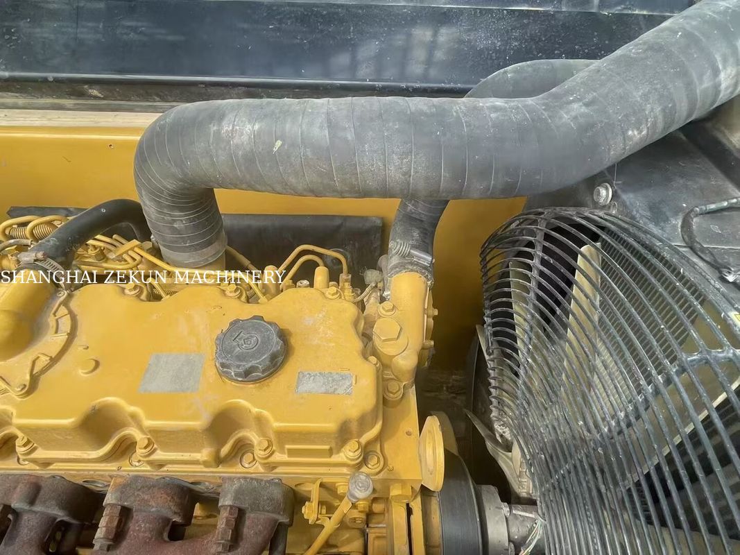 Escavatore Caterpillar per impieghi gravosi con pressione idraulica 28 MPa, portata massima 10,1 m, attrezzatura versatile per scavi pesanti